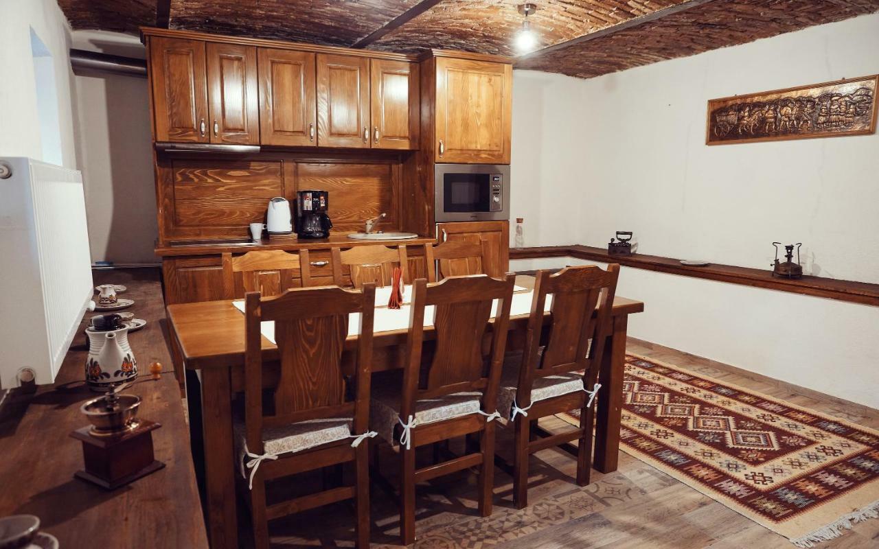 Cozy Apartment Μπρασόβ Εξωτερικό φωτογραφία